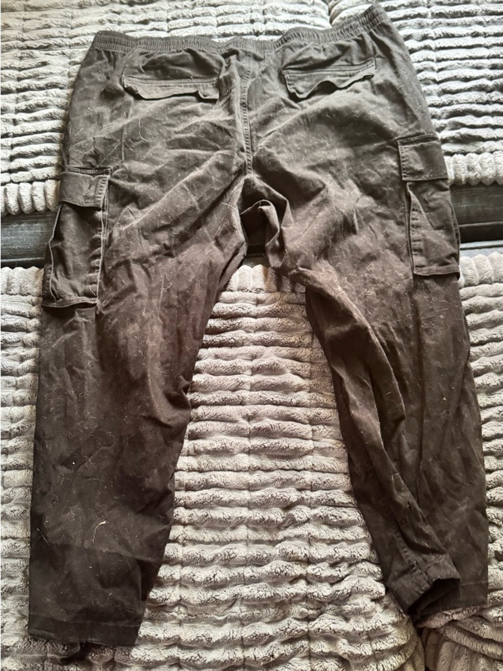 No Boundaries Men's Dark Brown Cargo Pants with Elastic Waist - Picture 2 of 3